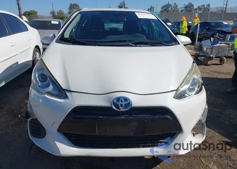 2016 Toyota Prius C Two z USA, uszkodzony, nr VIN JTDKDTB36G1116460